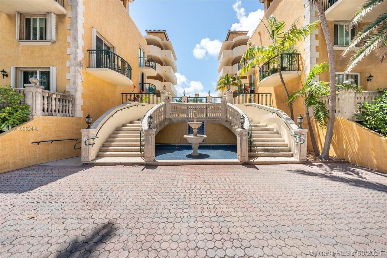 8888 Collins Ave - Photo 1