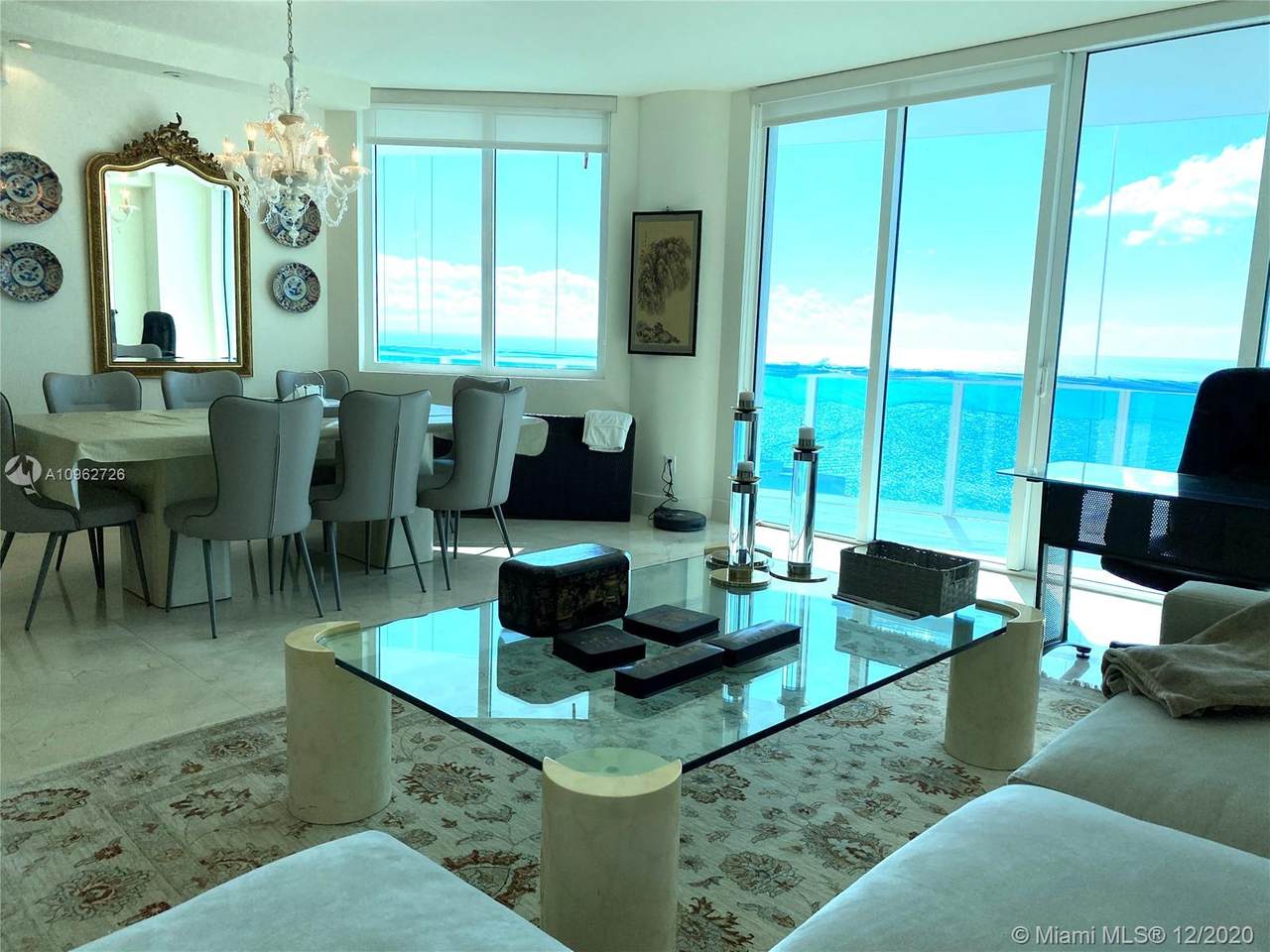 2711 Ocean Dr - Photo 1