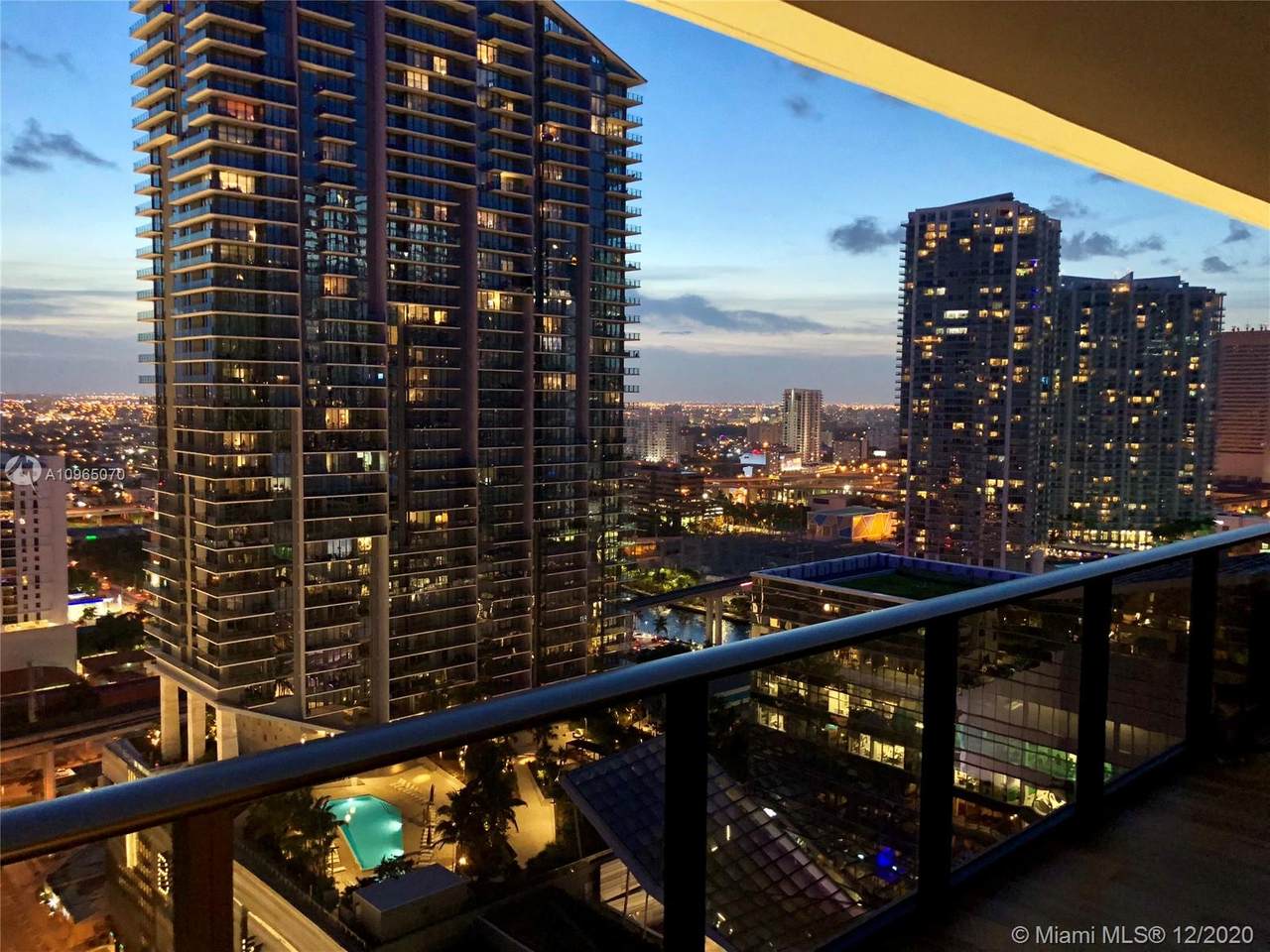 801 Miami Ave - Photo 1