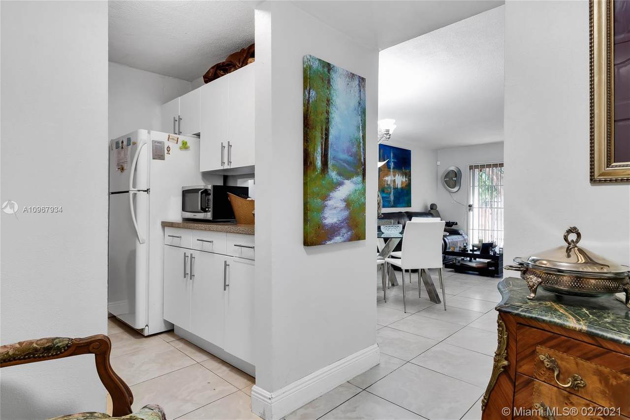 677 9th Ave - Photo 1