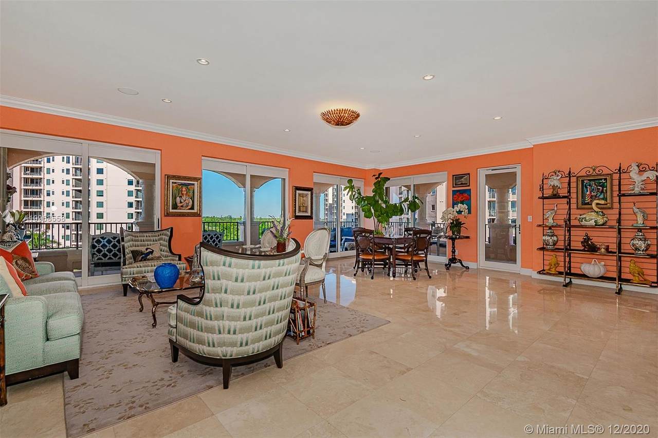 13633 Deering Bay Dr - Photo 1