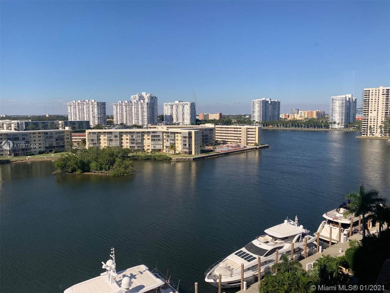 1000 Island Blvd - Photo 1