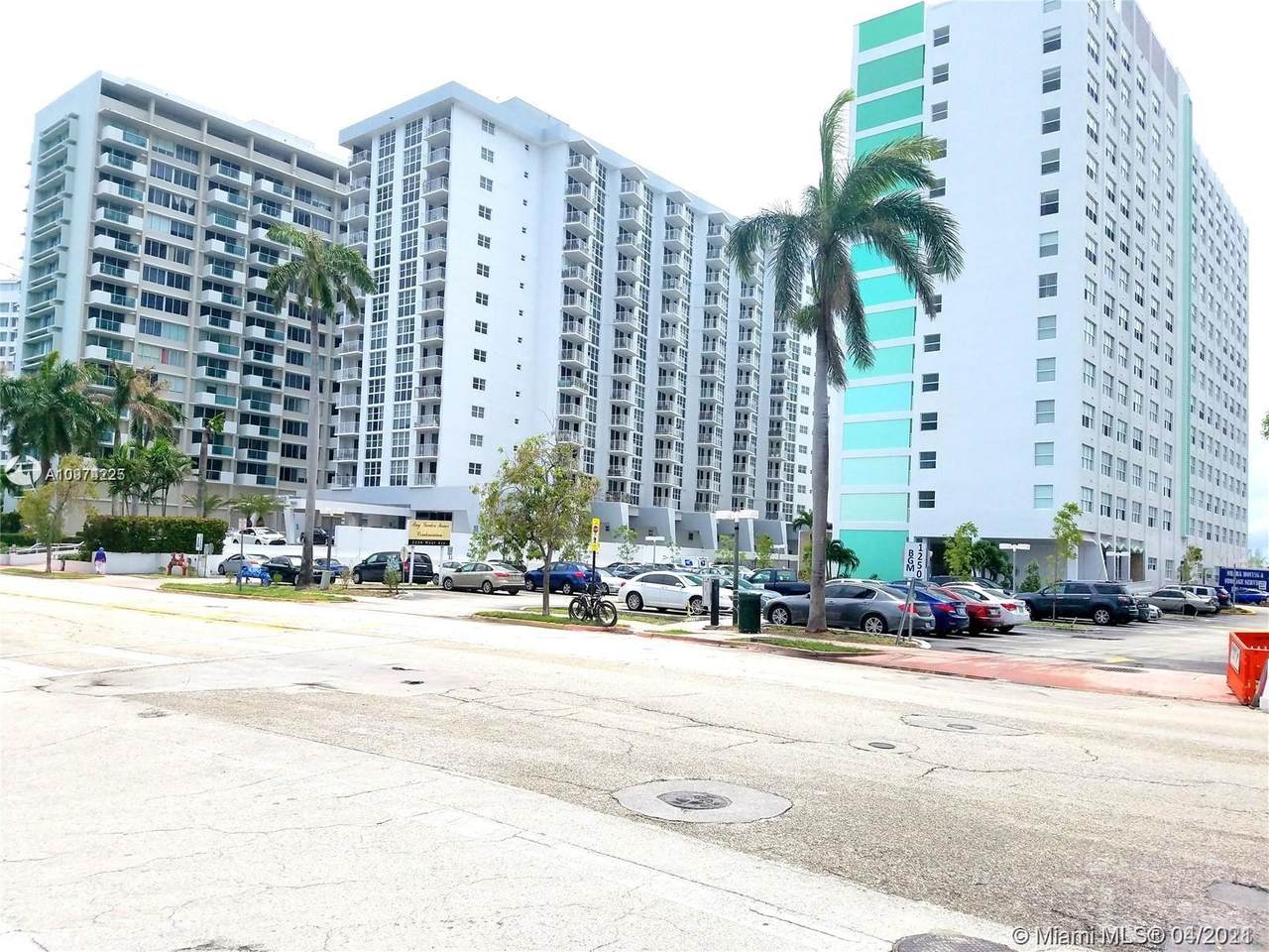 1250 West Ave - Photo 1