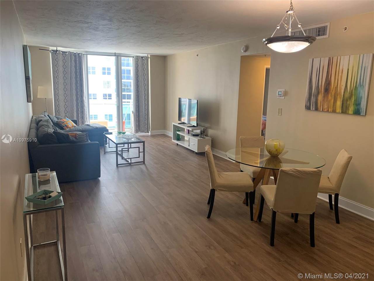 3001 Ocean Dr - Photo 1