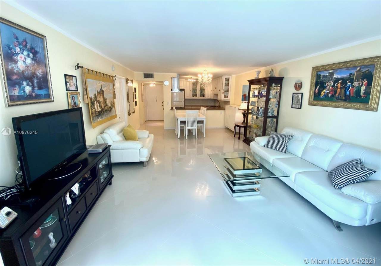 1801 Ocean Dr - Photo 1