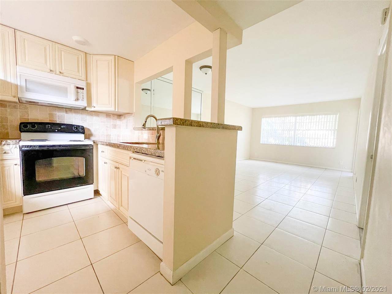 5181 Oakland Park Blvd - Photo 1