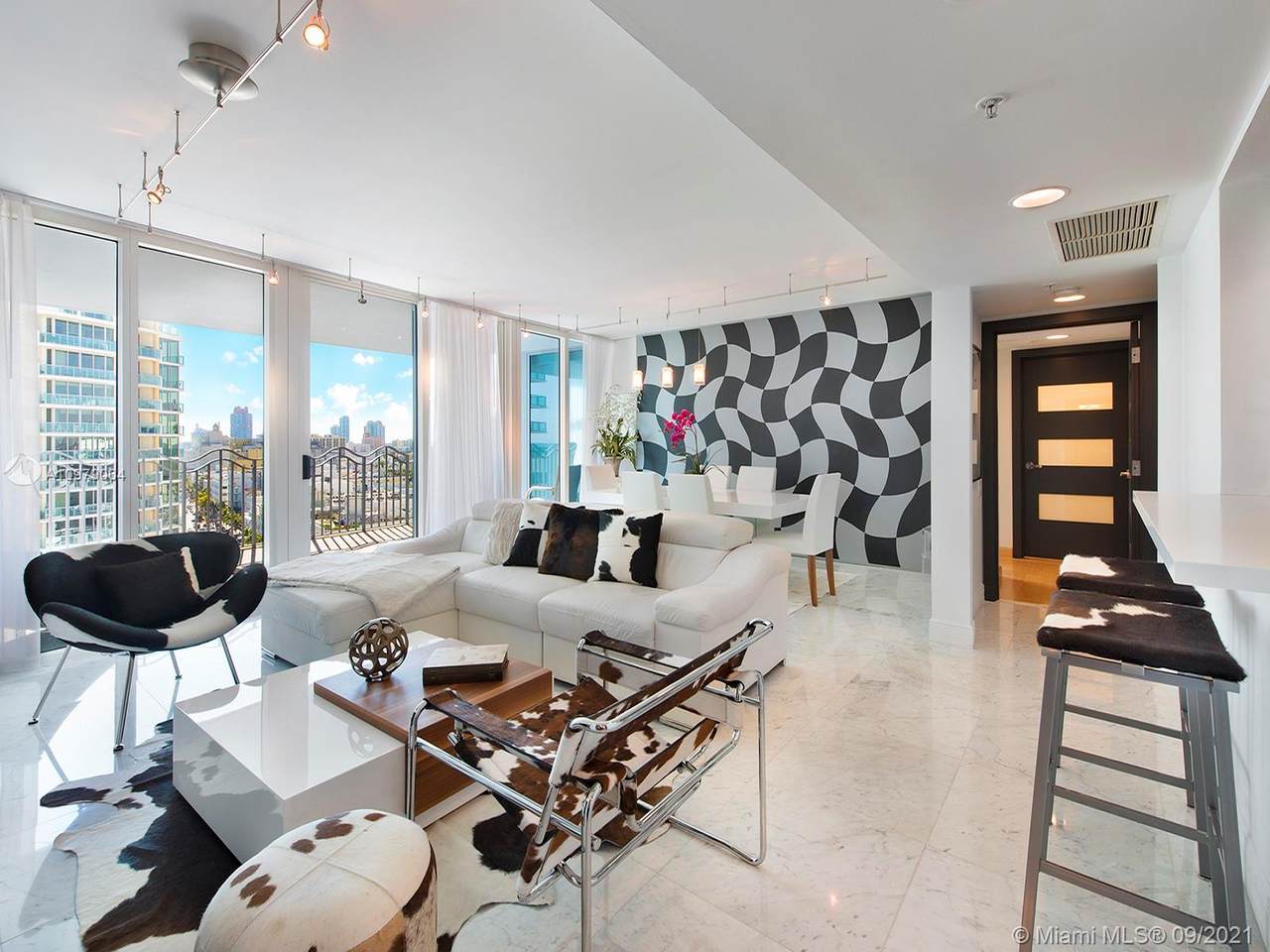 1500 Ocean Dr - Photo 1