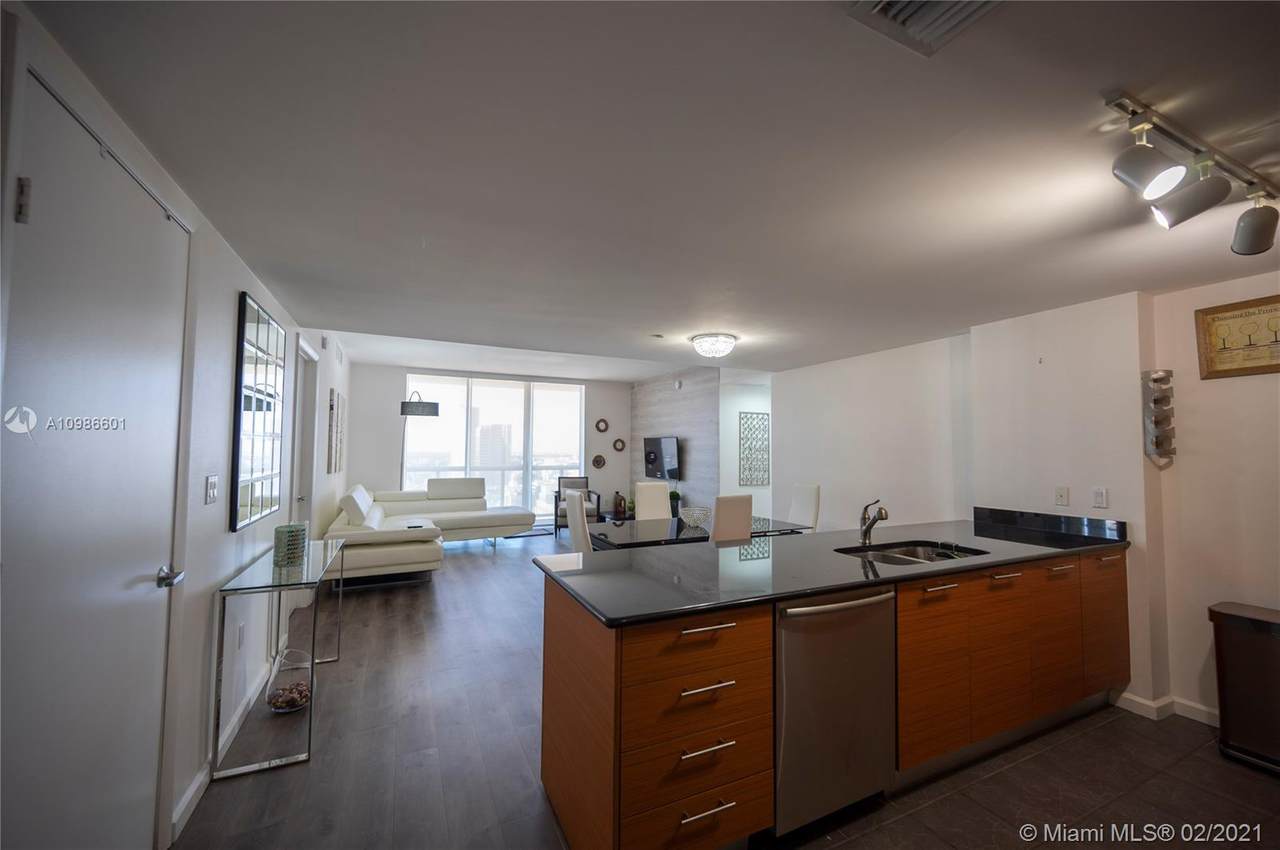 50 Biscayne Blvd - Photo 1
