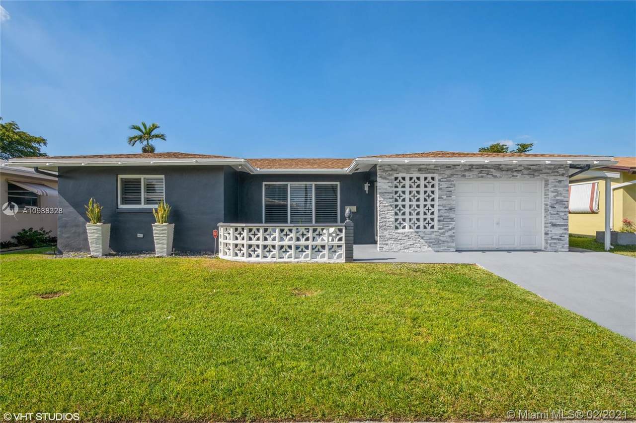 4905 49th Rd - Photo 1