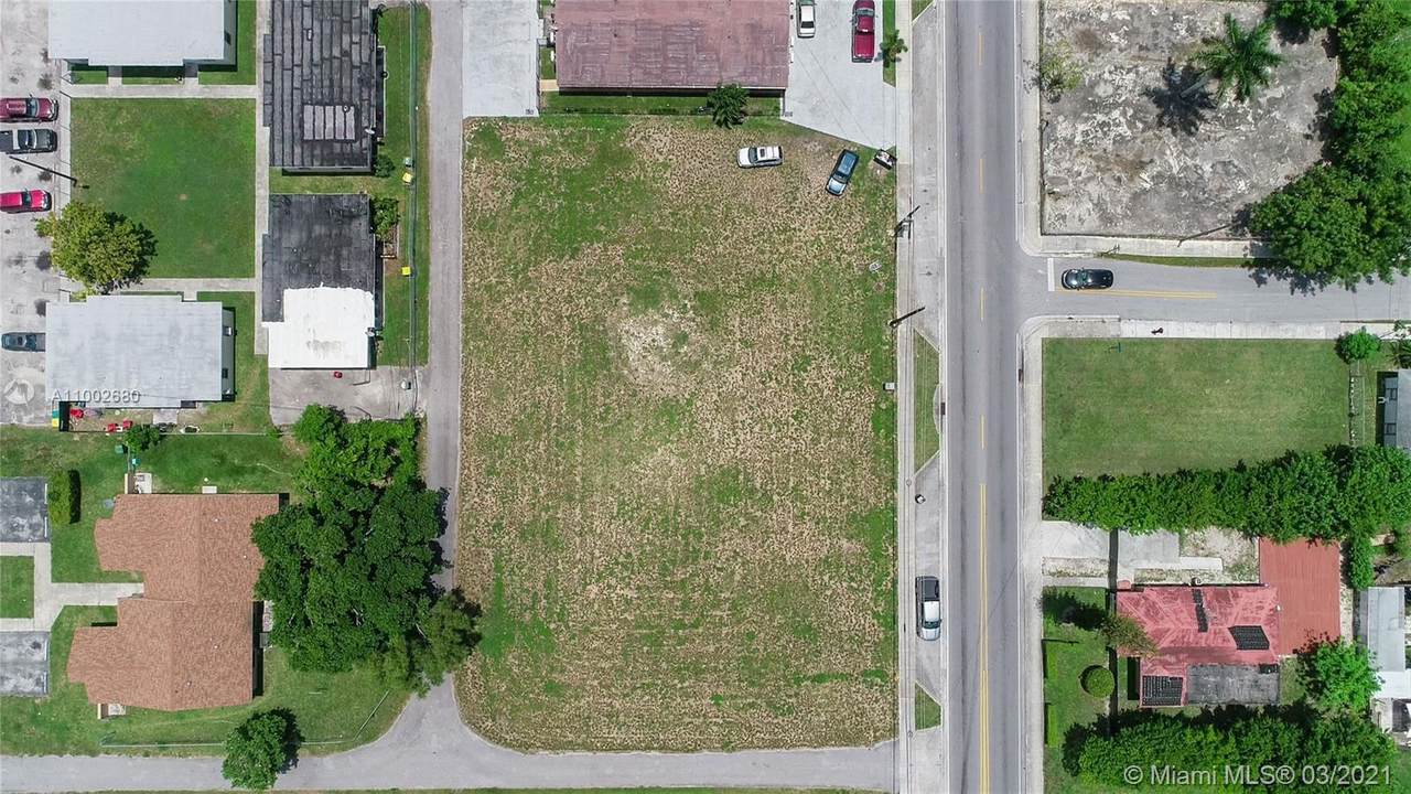 429 6th Ave - Photo 1
