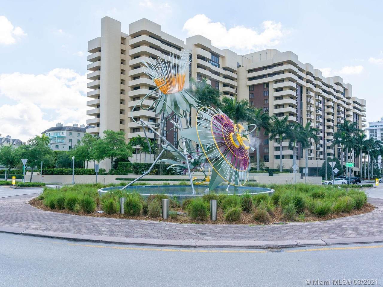 600 Biltmore Way - Photo 1