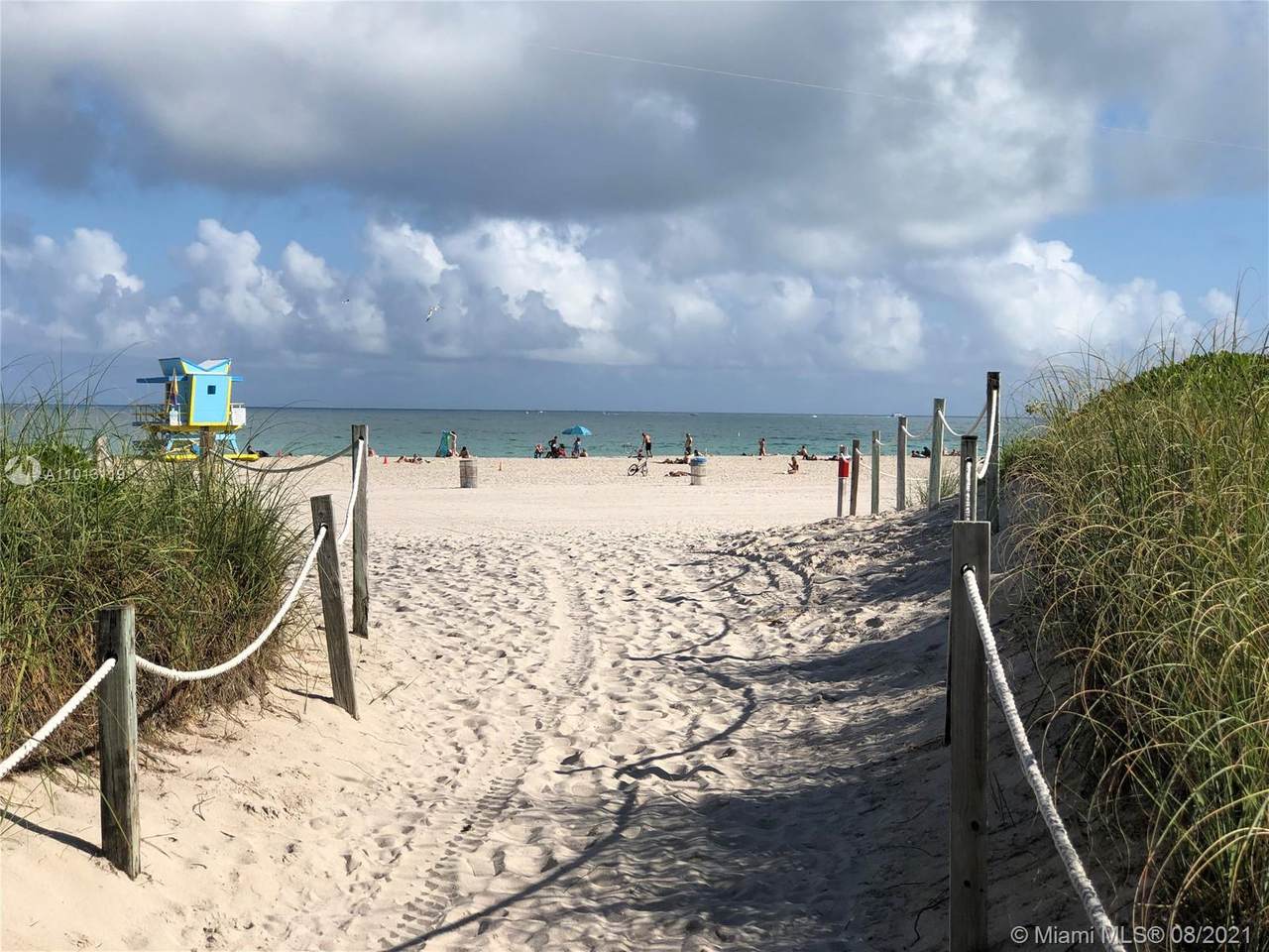 1446 Ocean Dr - Photo 1