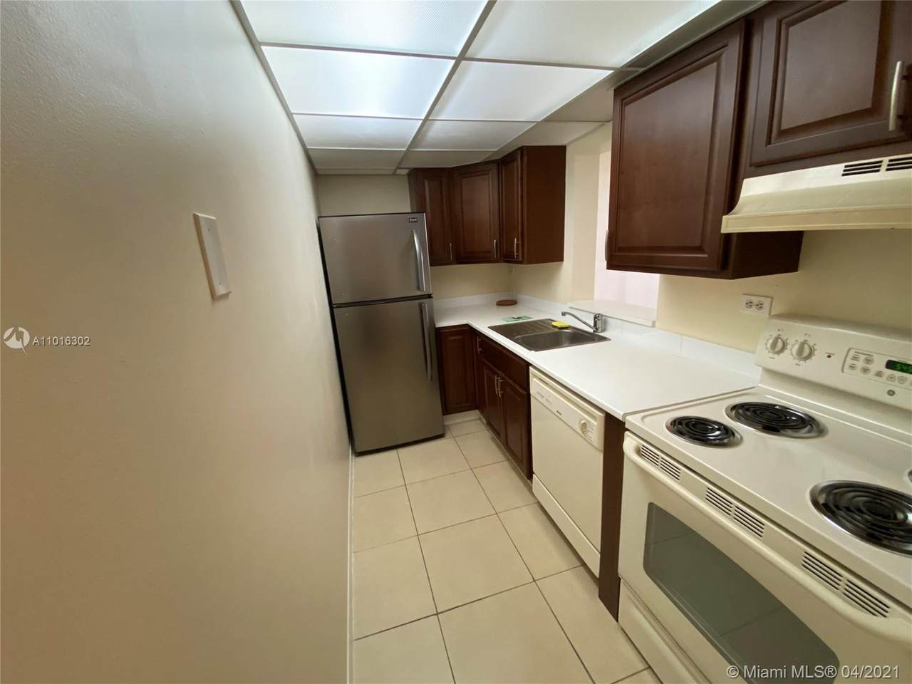 1720 North River Dr - Photo 1