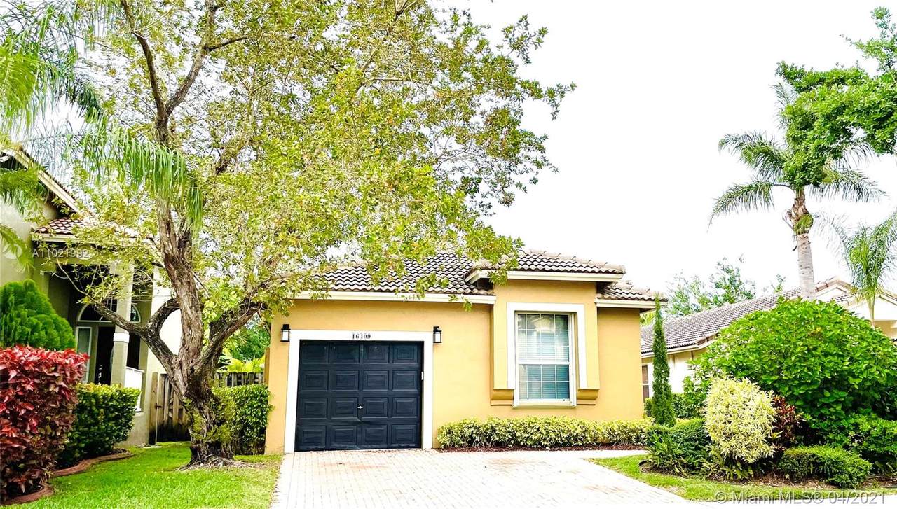 16409 Sapphire St - Photo 1
