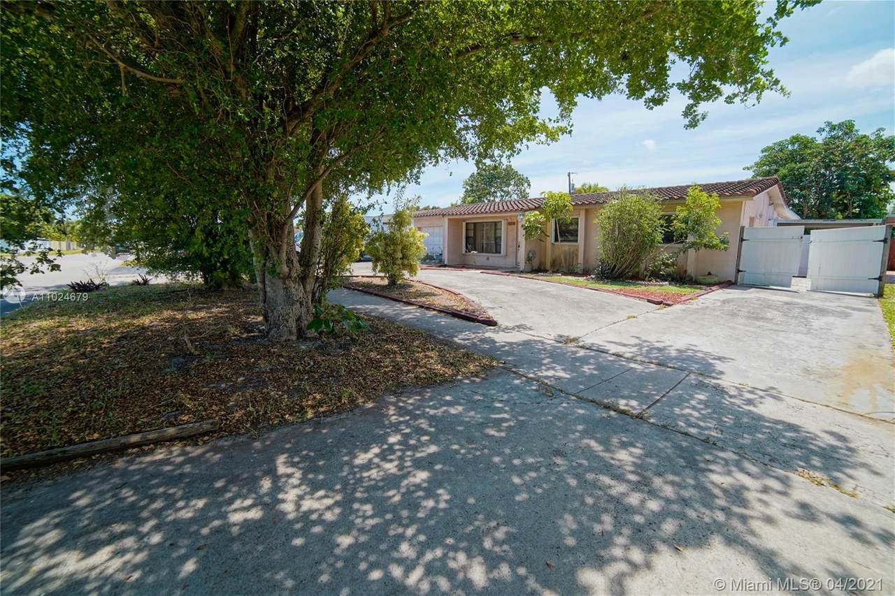 1470 76th St - Photo 1