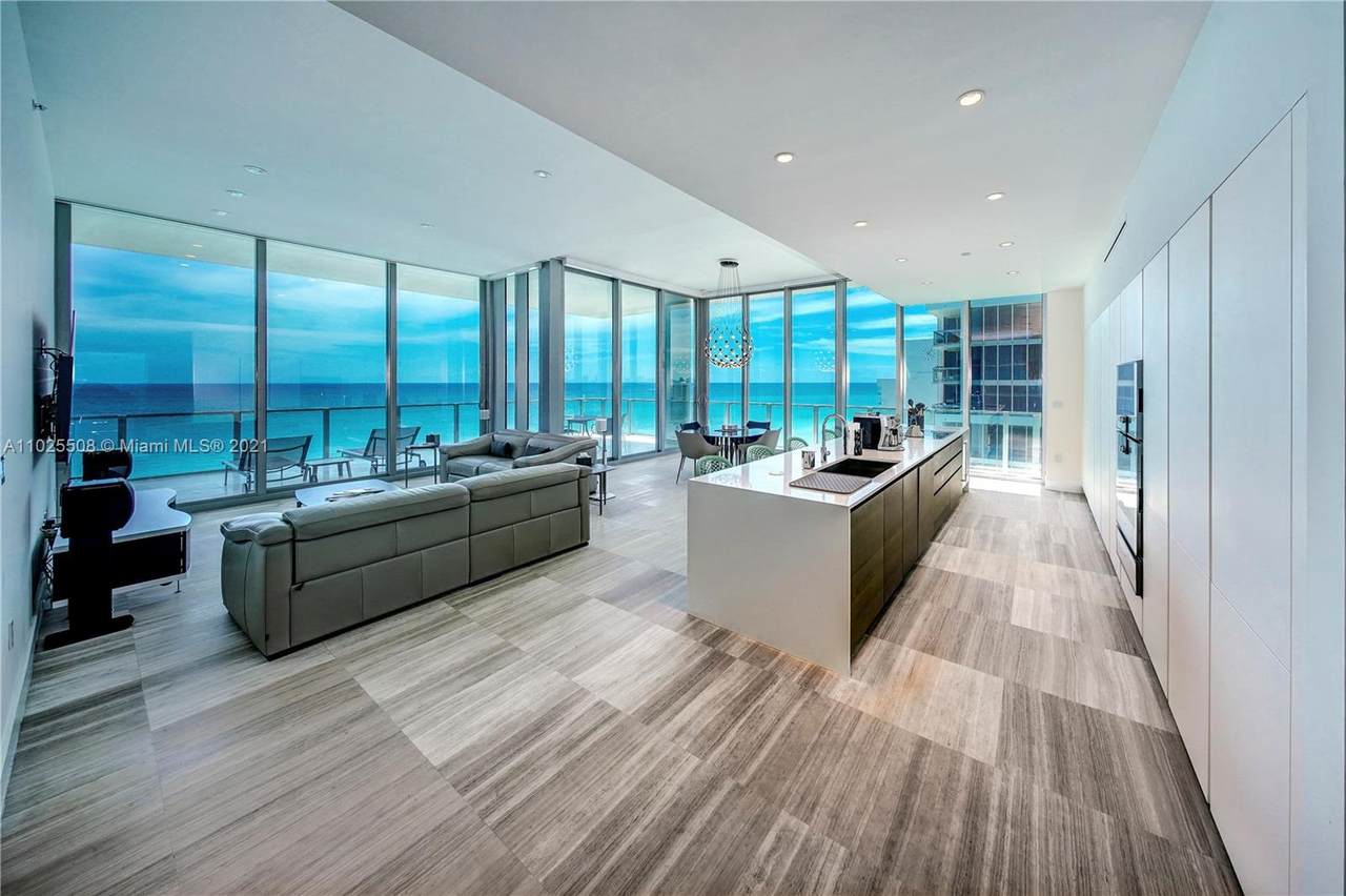 6901 Collins Ave - Photo 1
