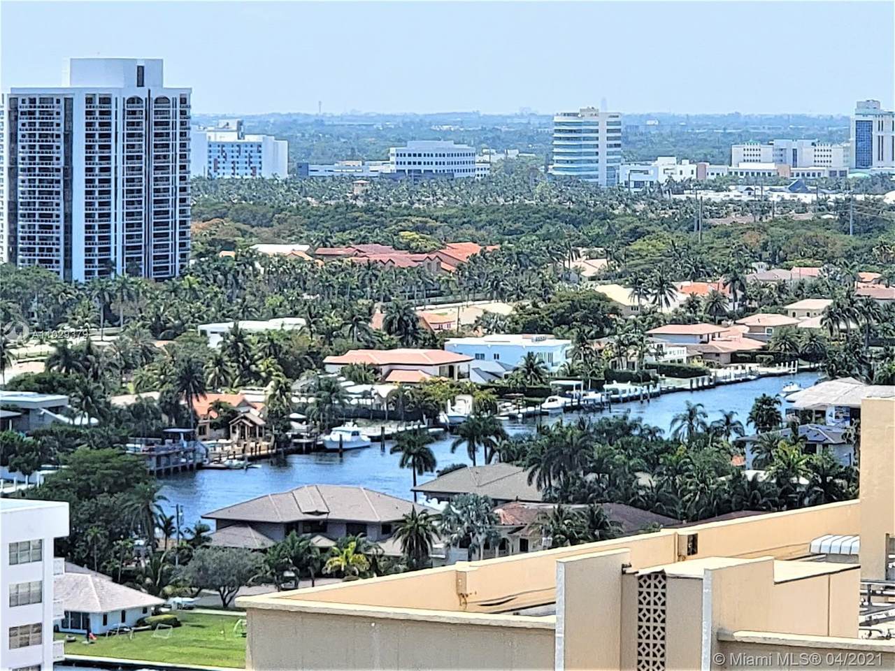 2030 Ocean Dr - Photo 1