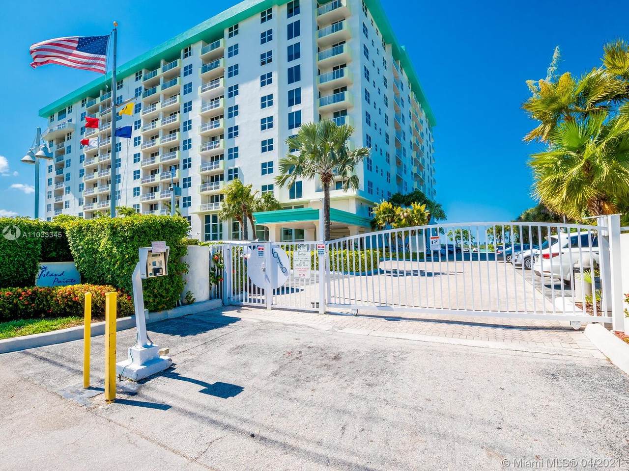 10350 Bay Harbor Dr - Photo 1