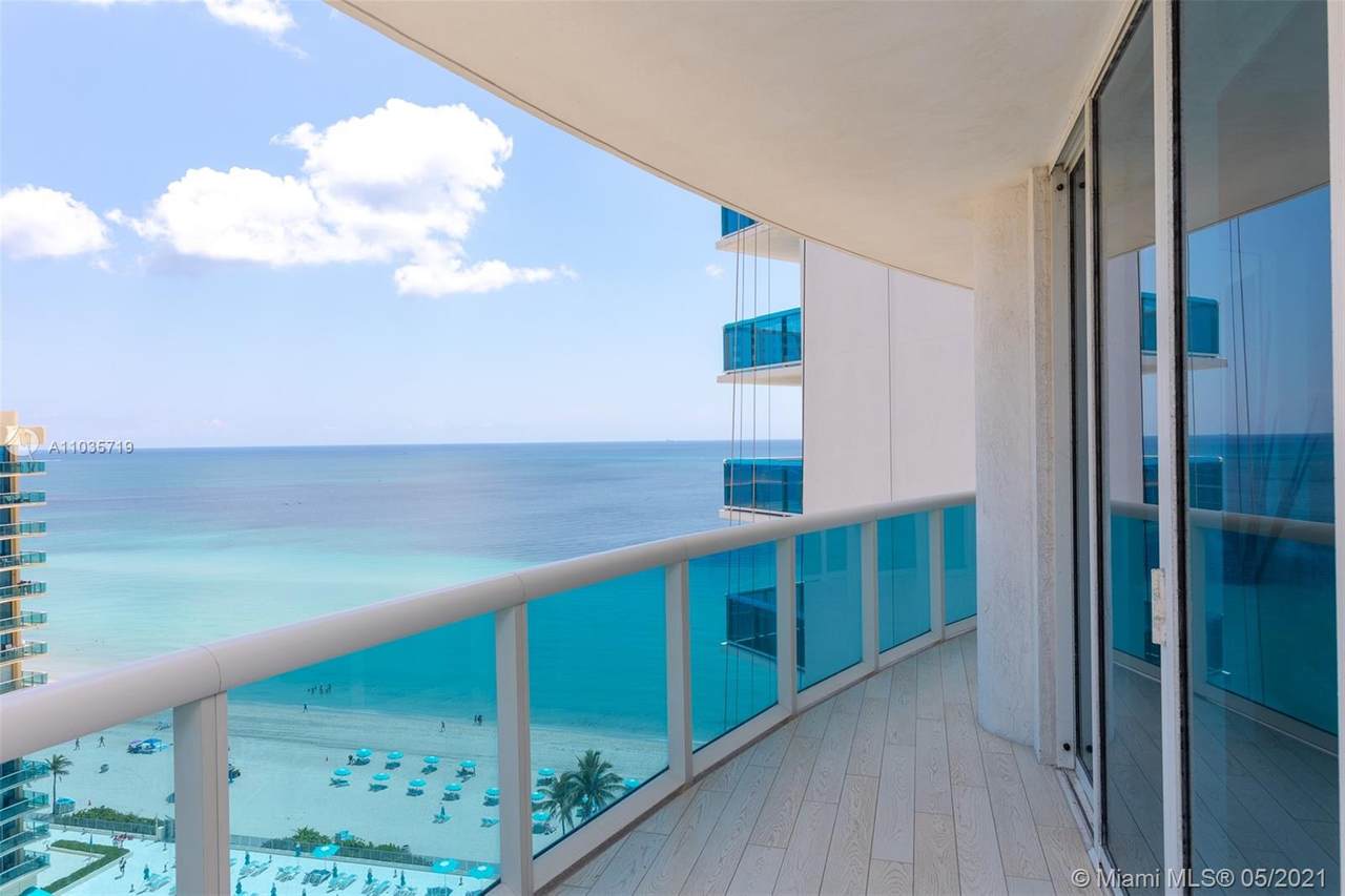 2711 Ocean Dr - Photo 1