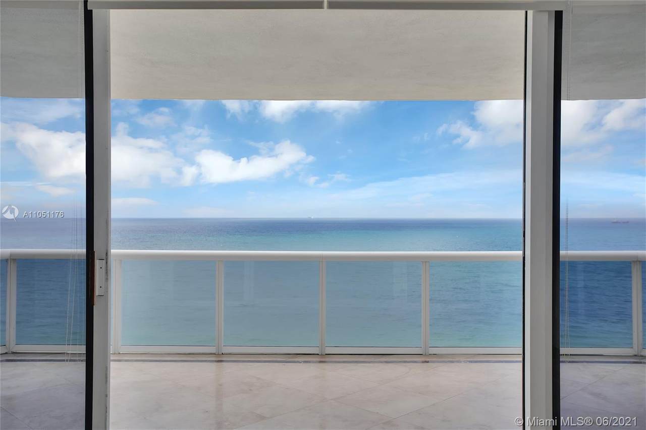 4775 Collins Ave - Photo 1