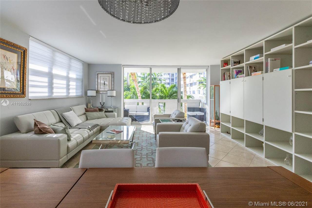 800 West Ave - Photo 1