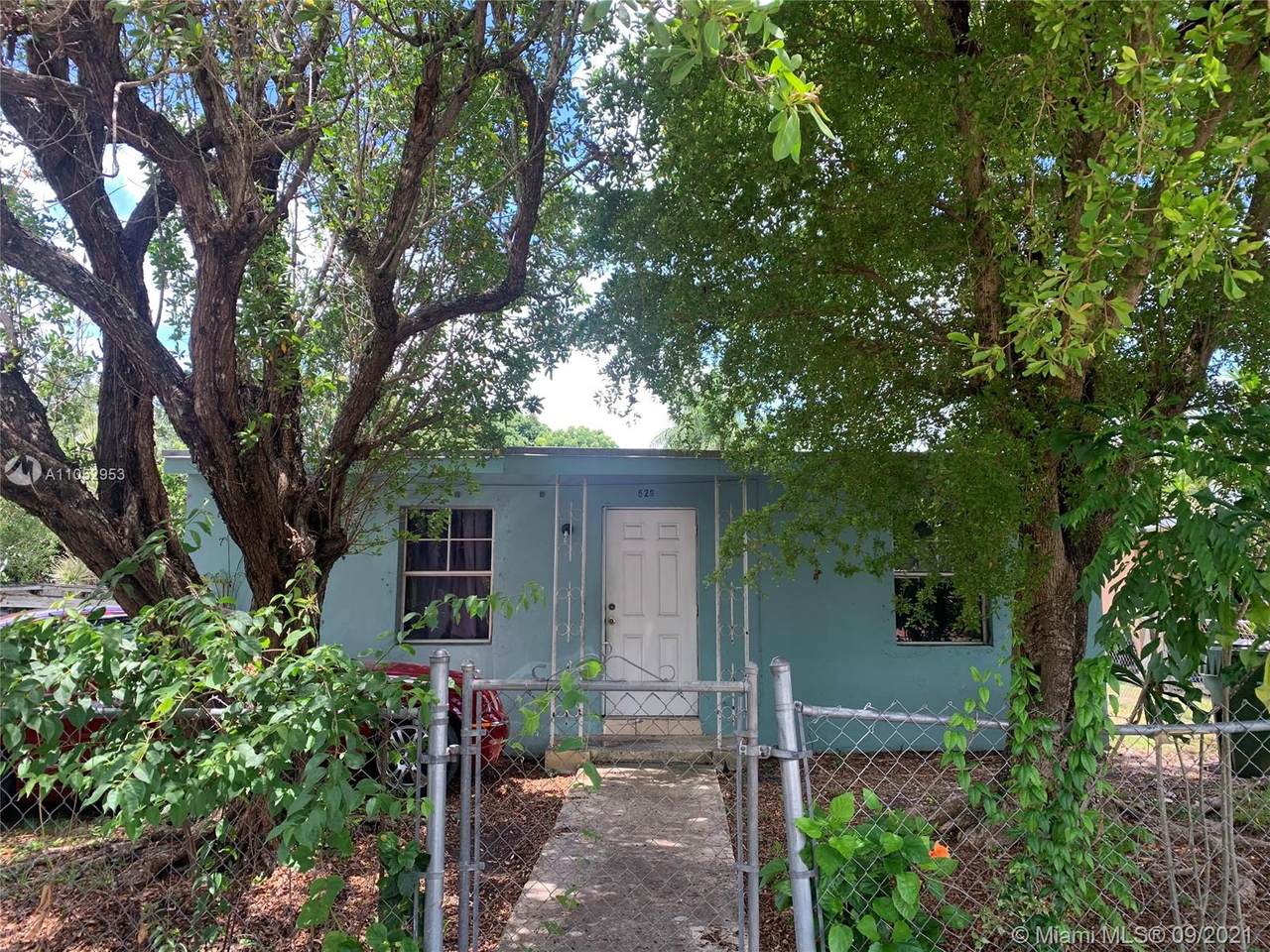 529 7th Ave - Photo 1
