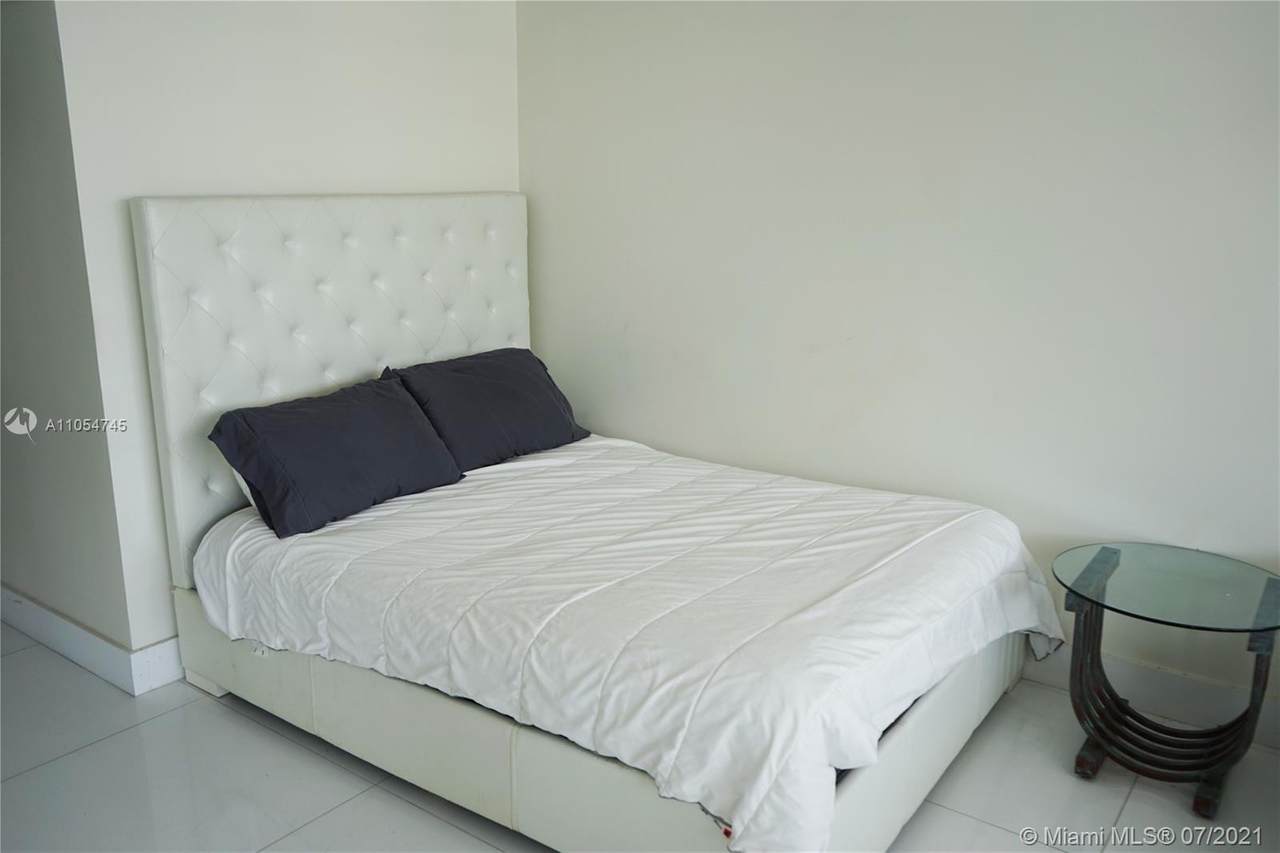 100 Lincoln Rd - Photo 1