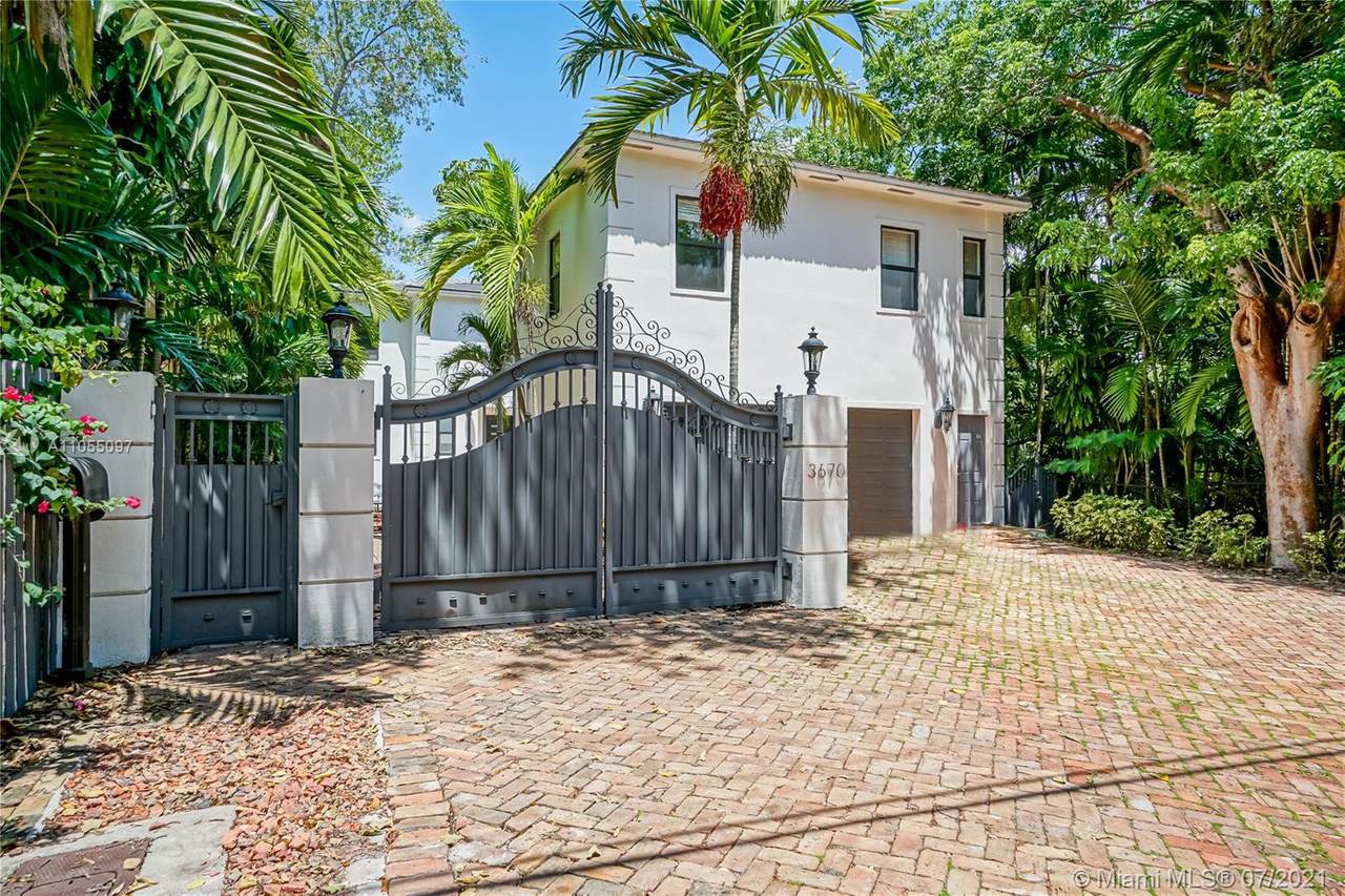 3670 Douglas Rd - Photo 1