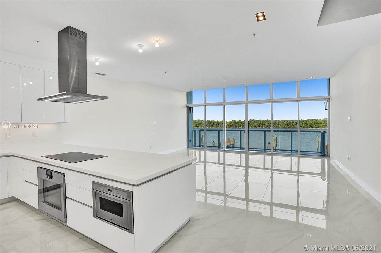2830 Ocean Dr - Photo 1