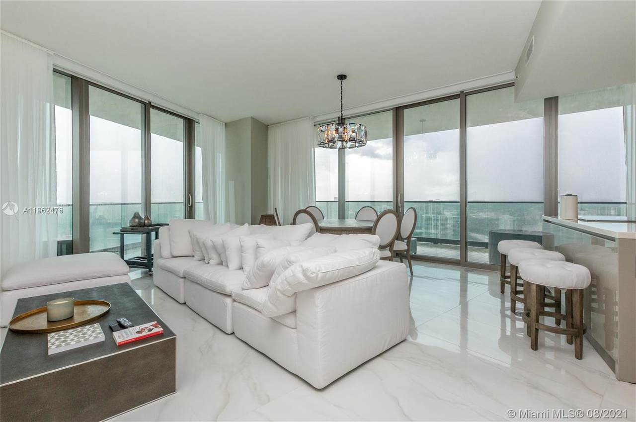 18975 Collins Ave - Photo 1