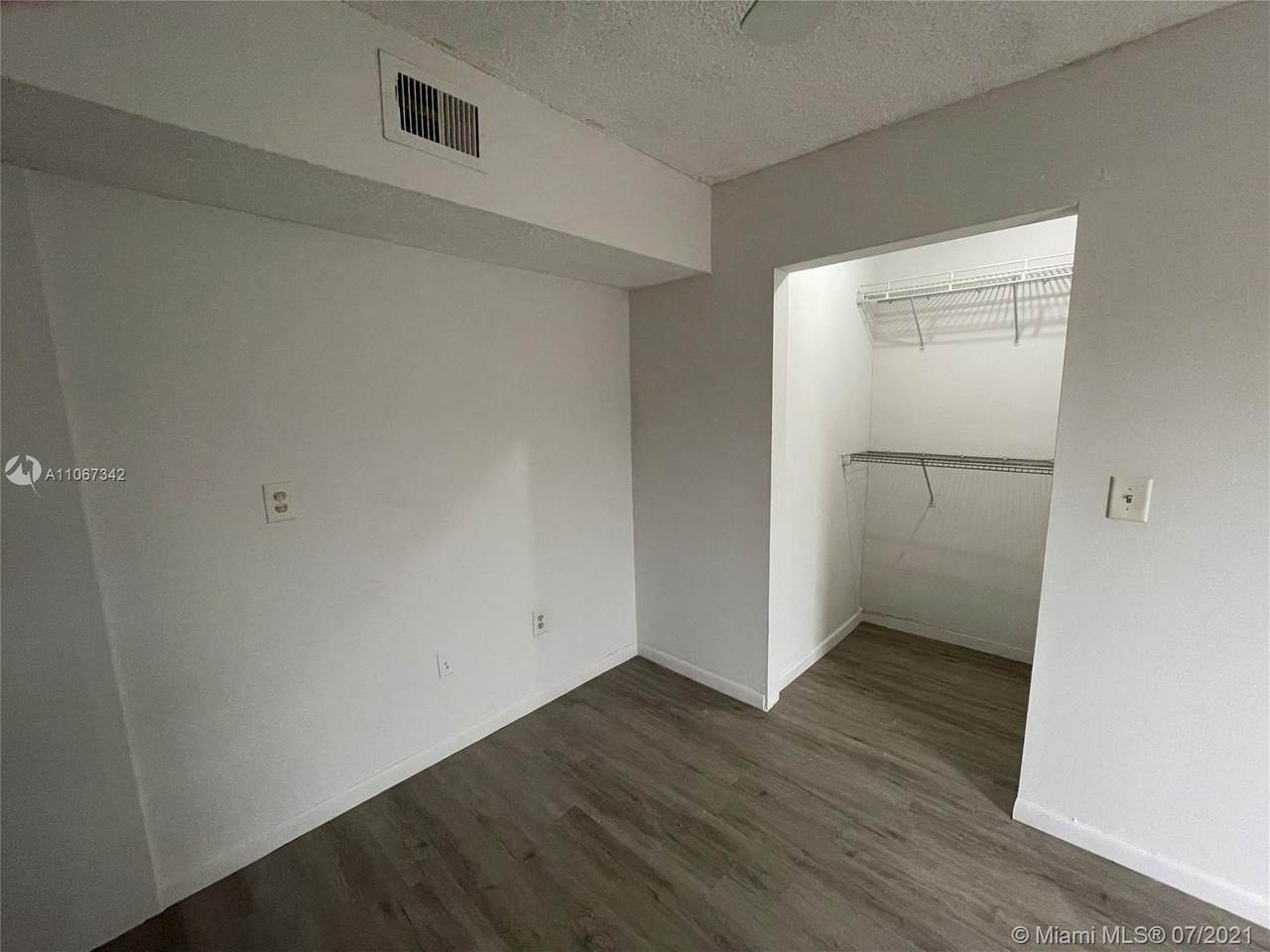 3501 15th St - Photo 1