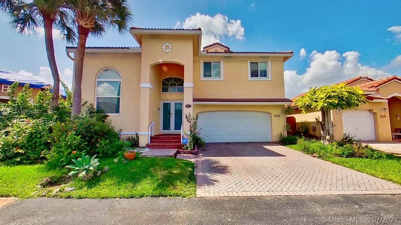 8159 158th Pl - Photo 1