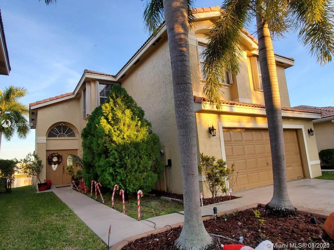 1861 176th Ave - Photo 1