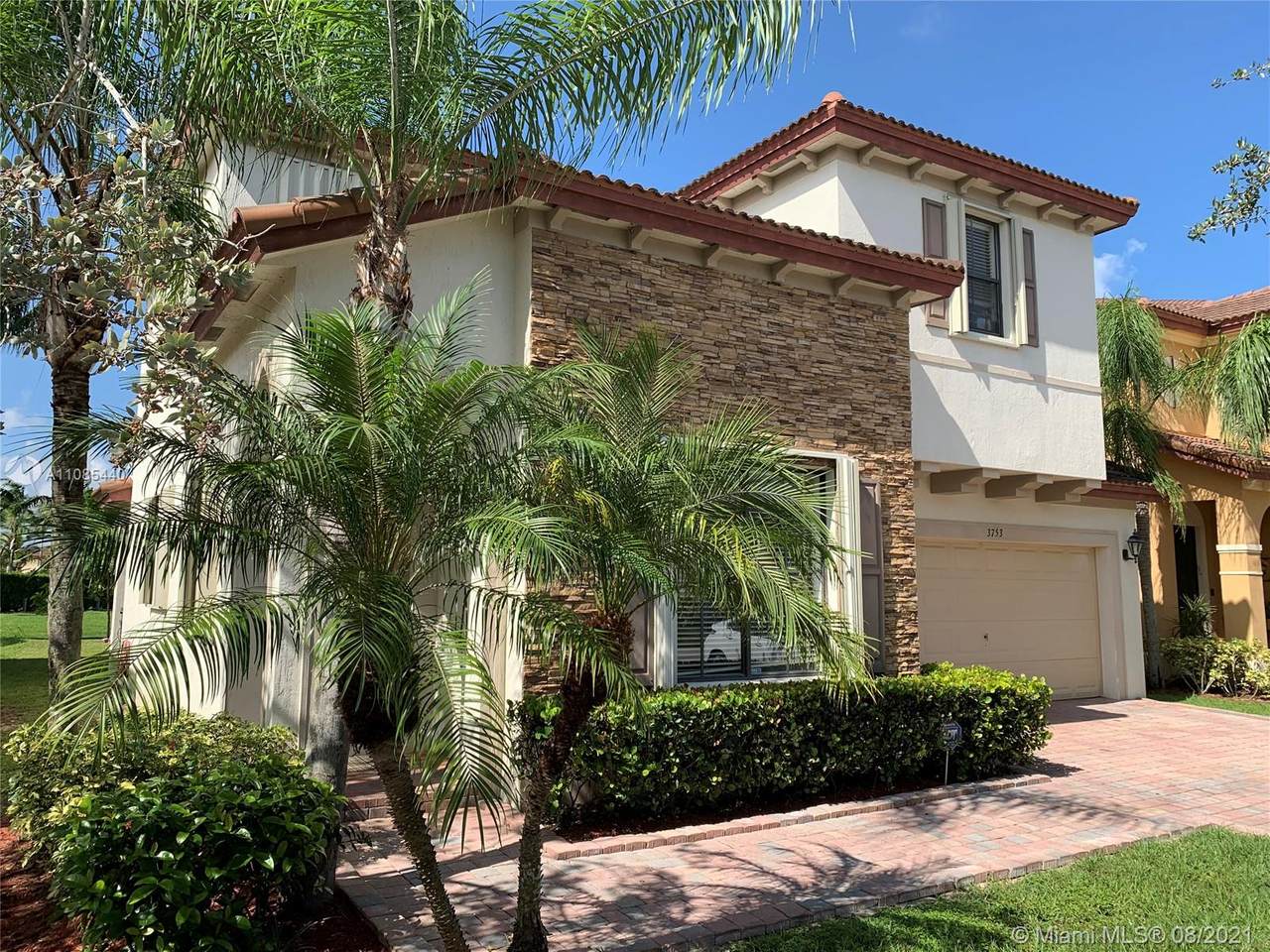 3753 5th Ct - Photo 1