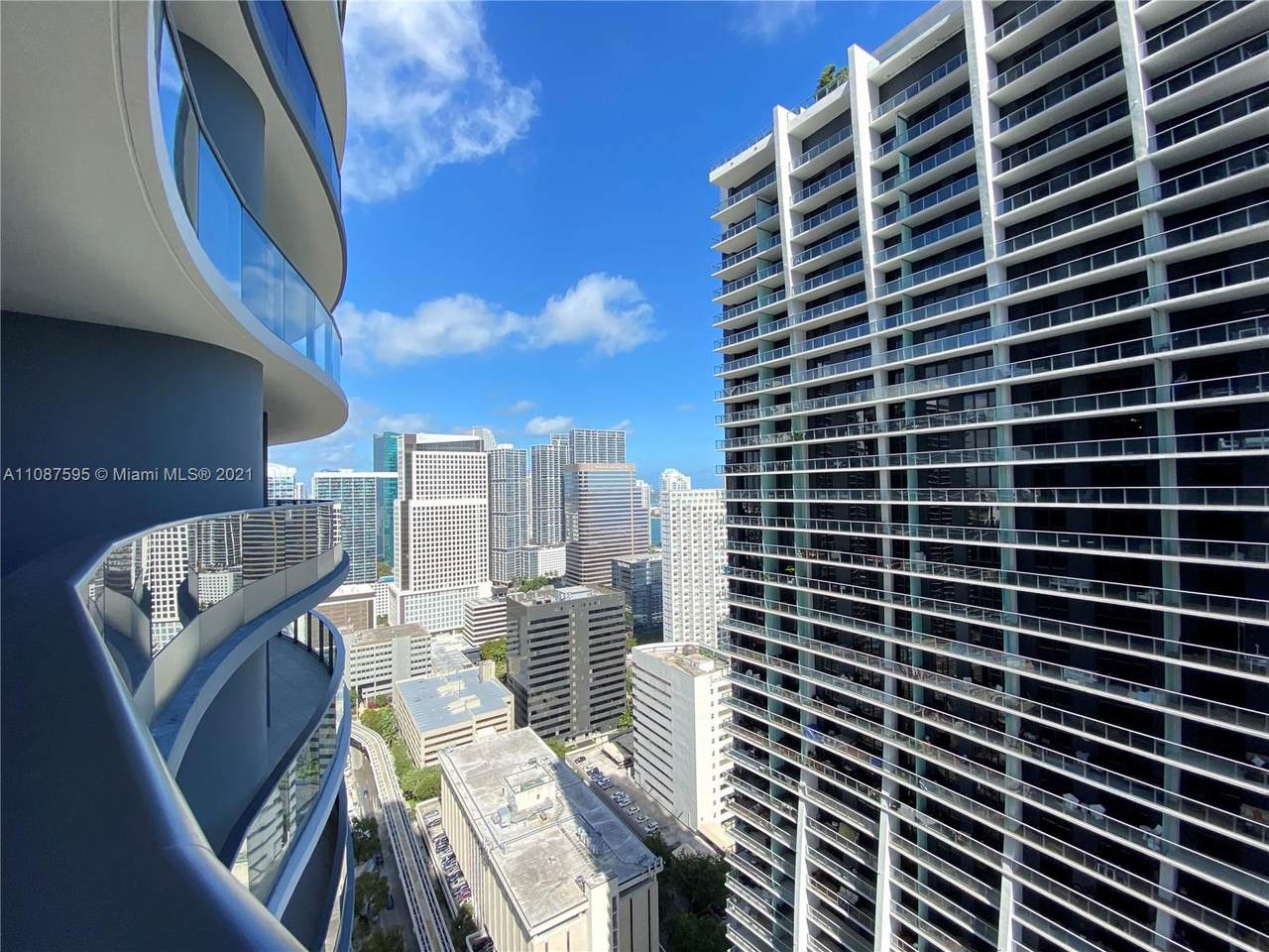 1000 Brickell Plaza - Photo 1