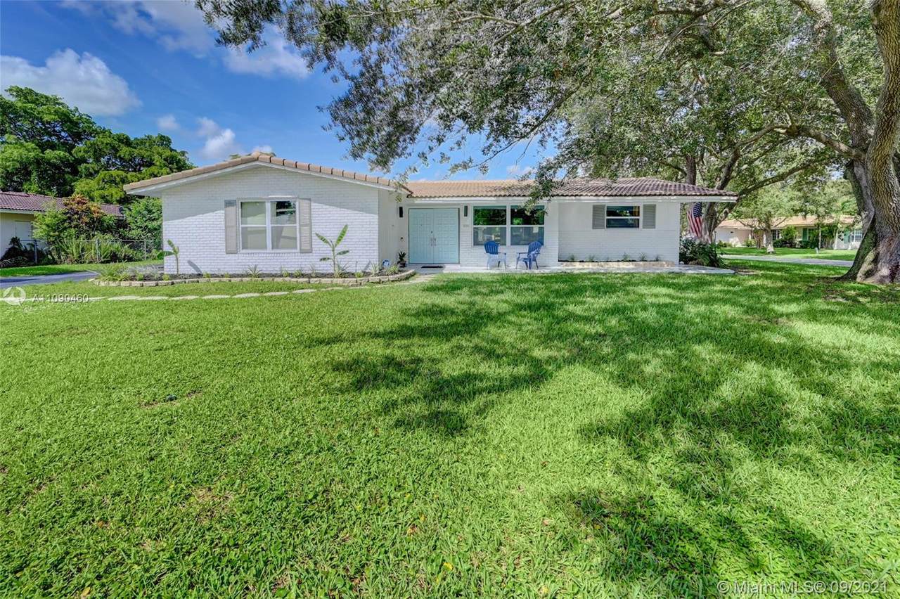 3690 100th Ave - Photo 1