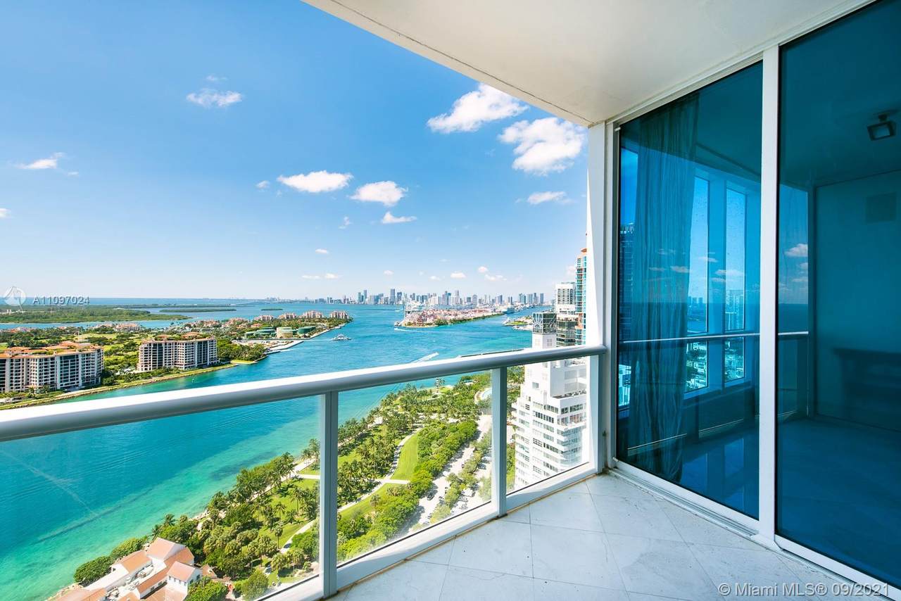 100 Pointe Dr - Photo 1
