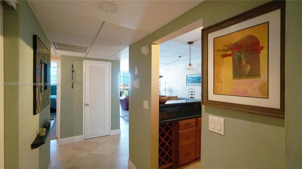 COLLINS AVE 19370 COLLINS AVE - Photo 1
