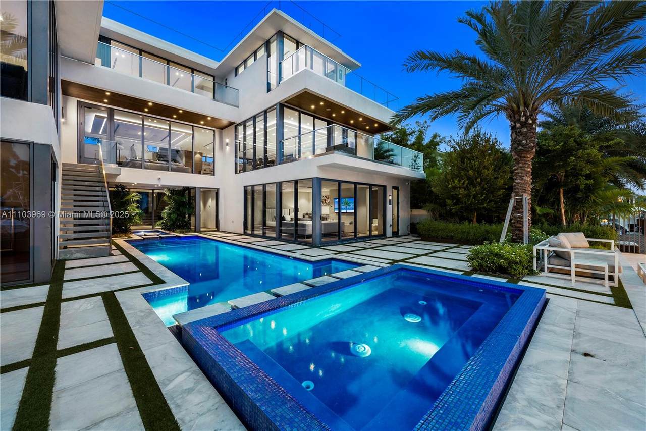 https://bt-photos.global.ssl.fastly.net/miami/1280_boomver_2_A11103969-2.jpg