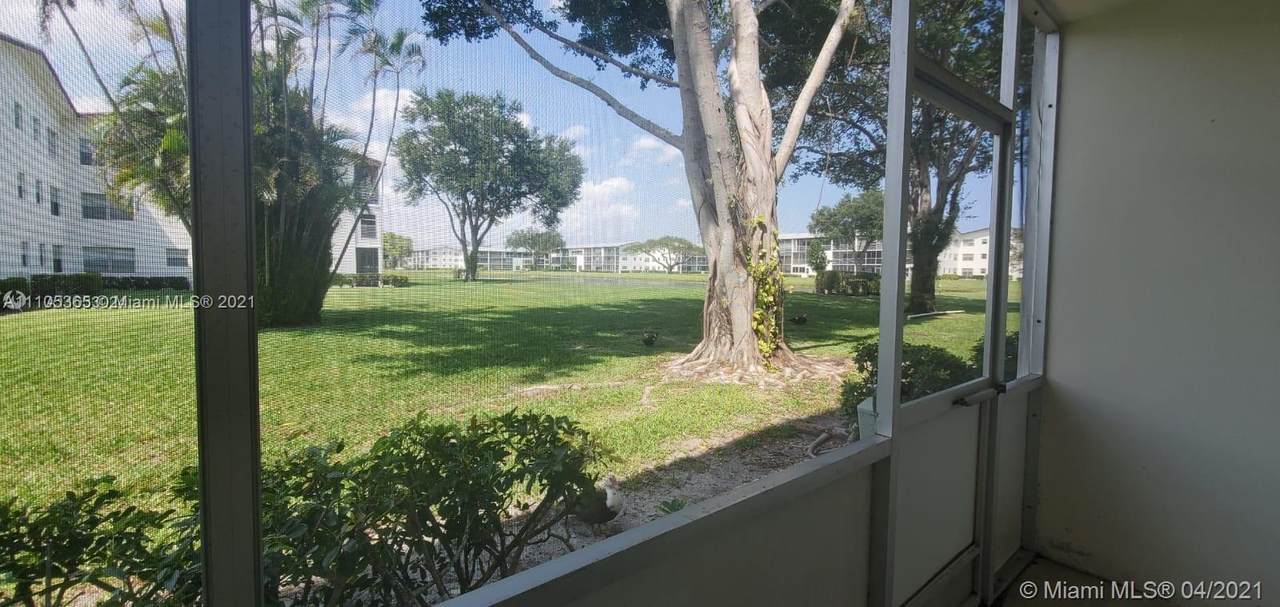 385 Fanshaw - Photo 1