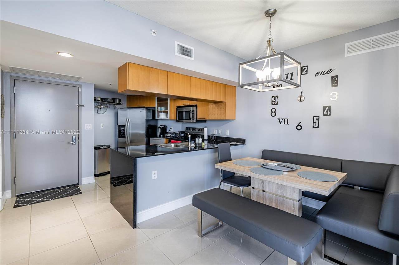 1750 Bayshore Dr - Photo 1