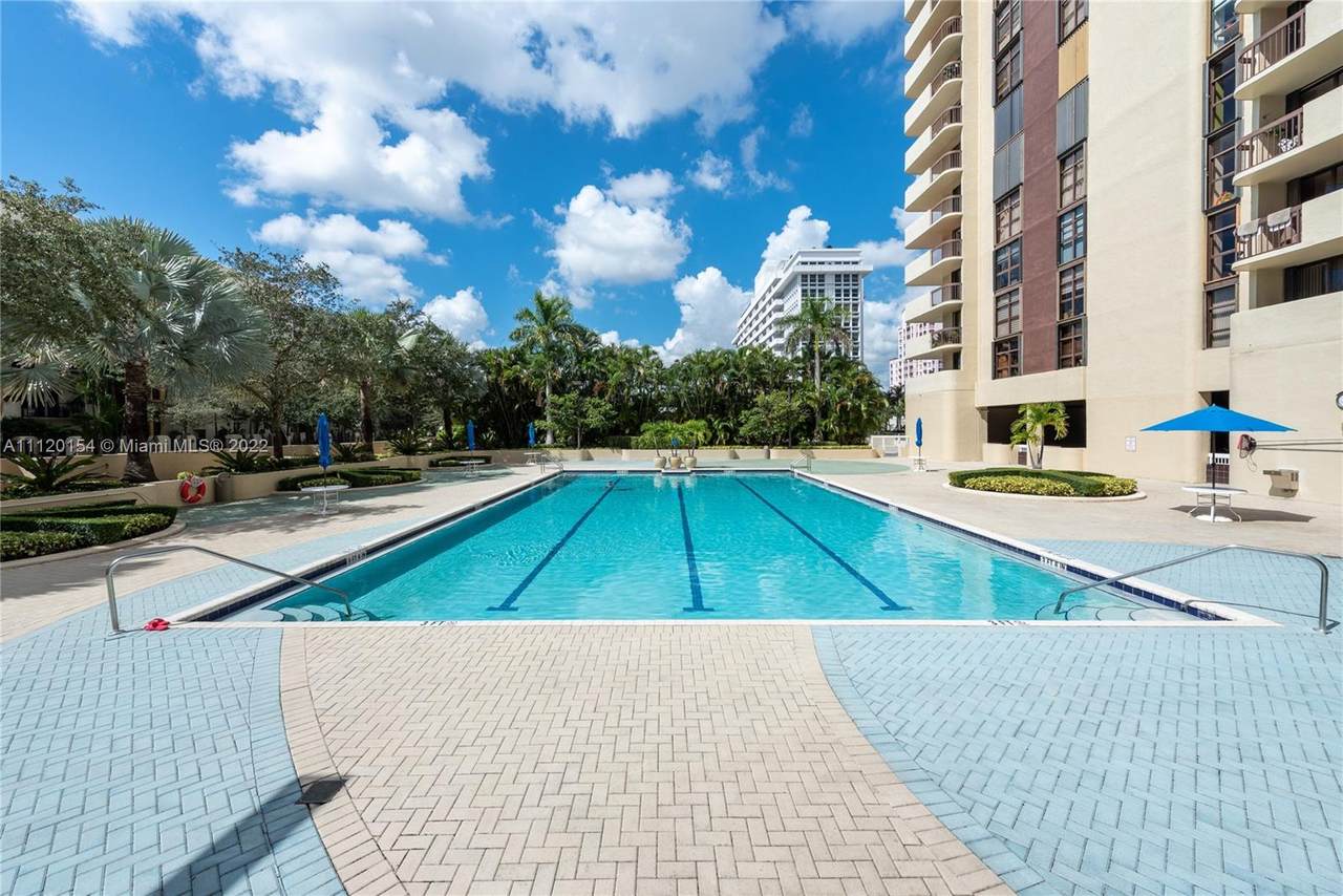 600 Biltmore Way - Photo 1