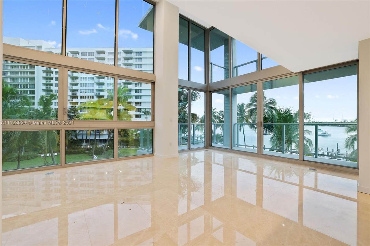 1504 Bay Rd - Photo 1