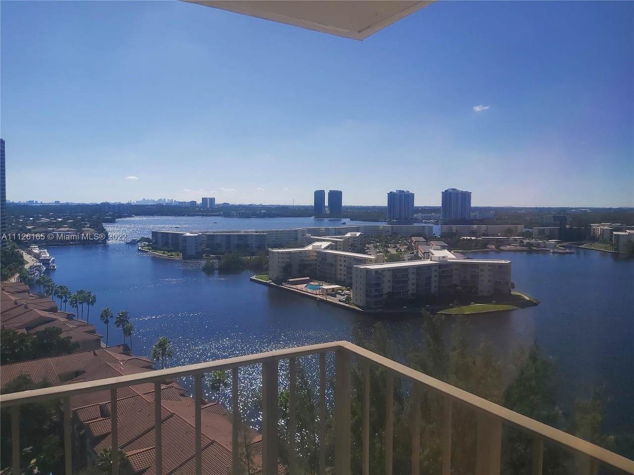 18151 31st Ct - Photo 1