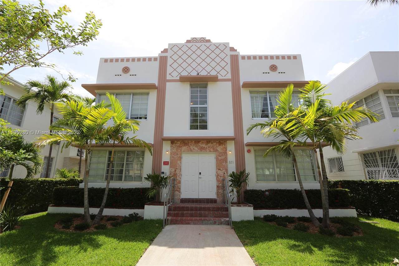 811 Jefferson Ave - Photo 1
