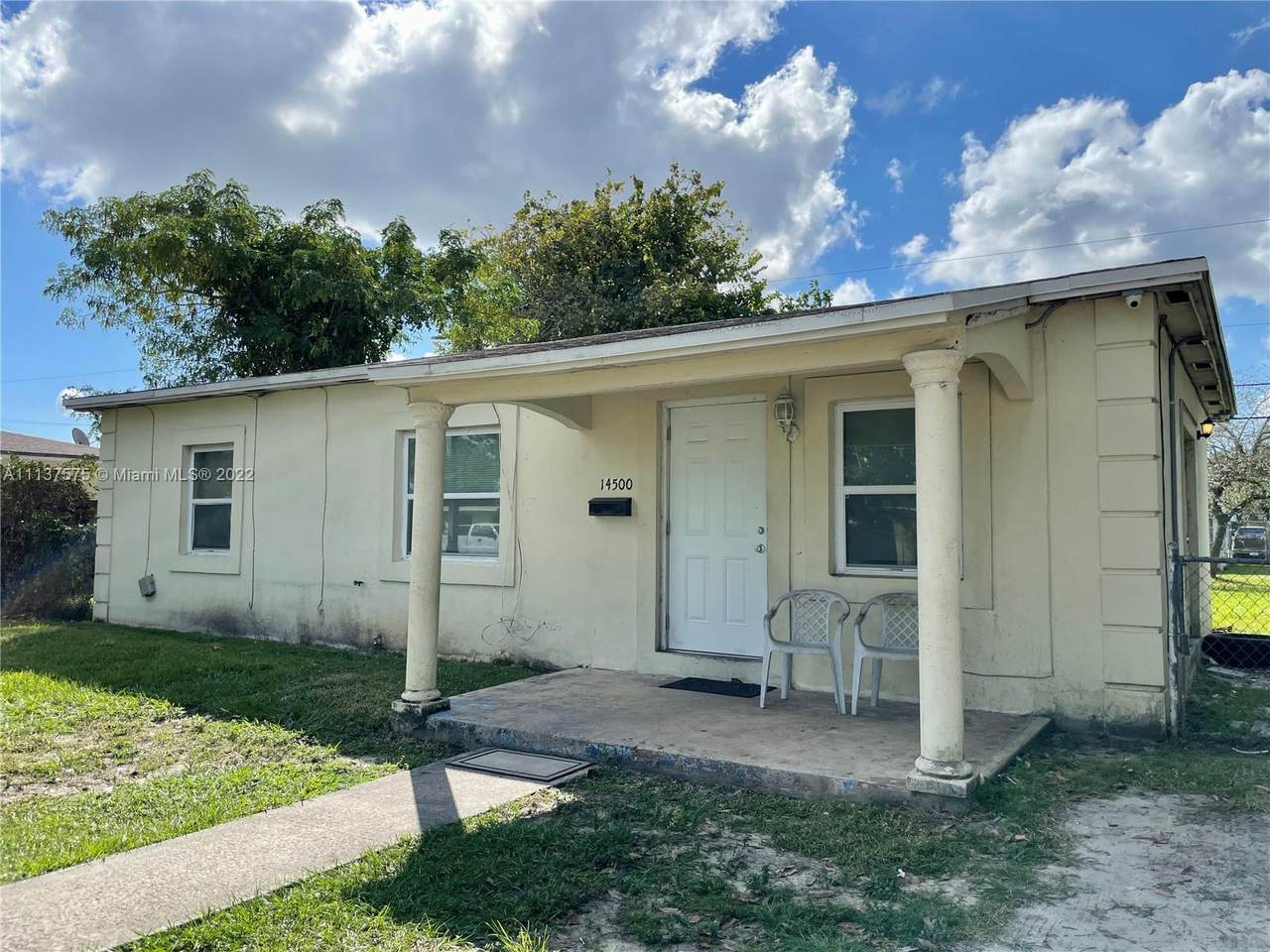 14500 Harrison St - Photo 1