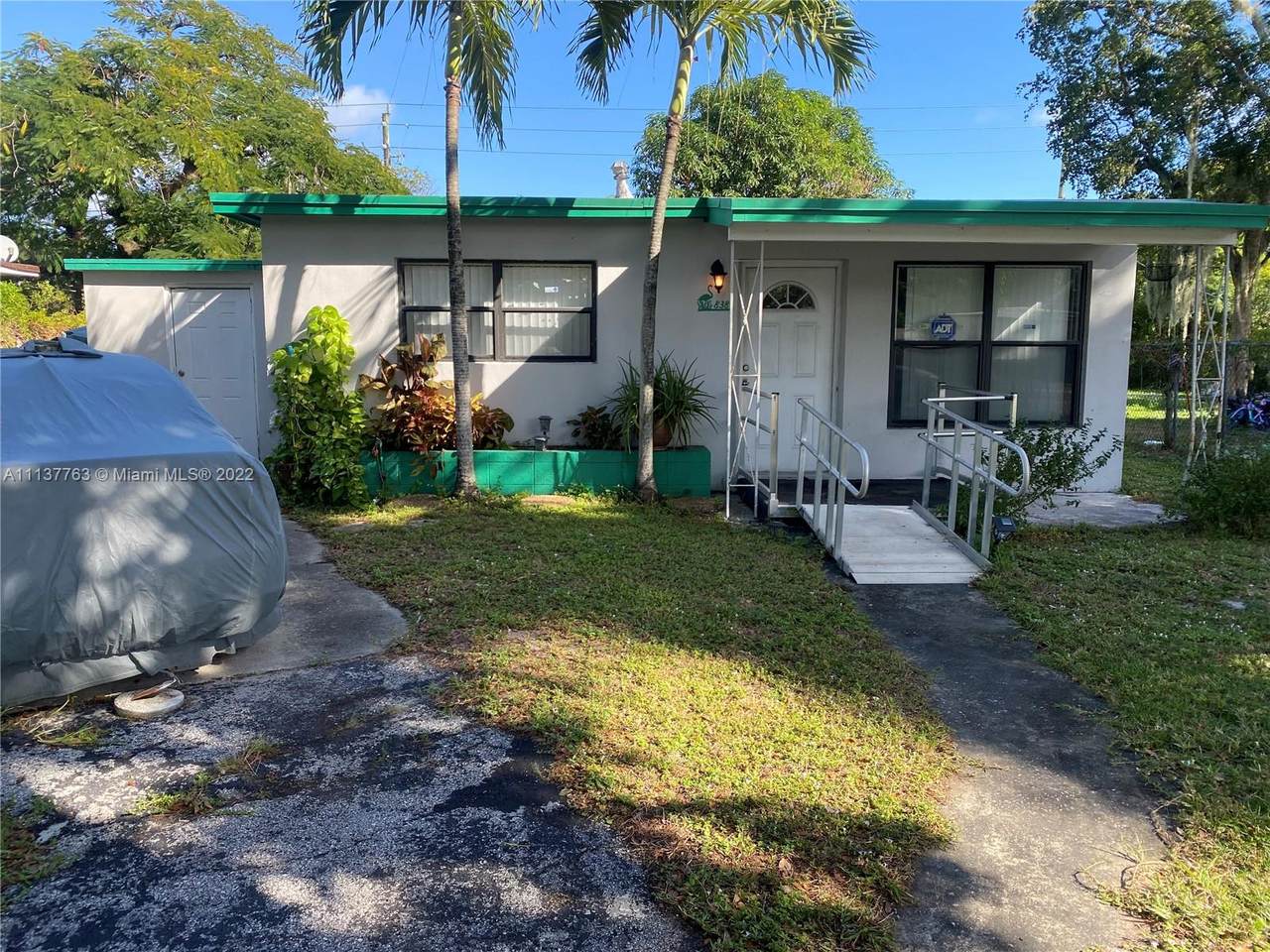 838 4th Ave - Photo 1
