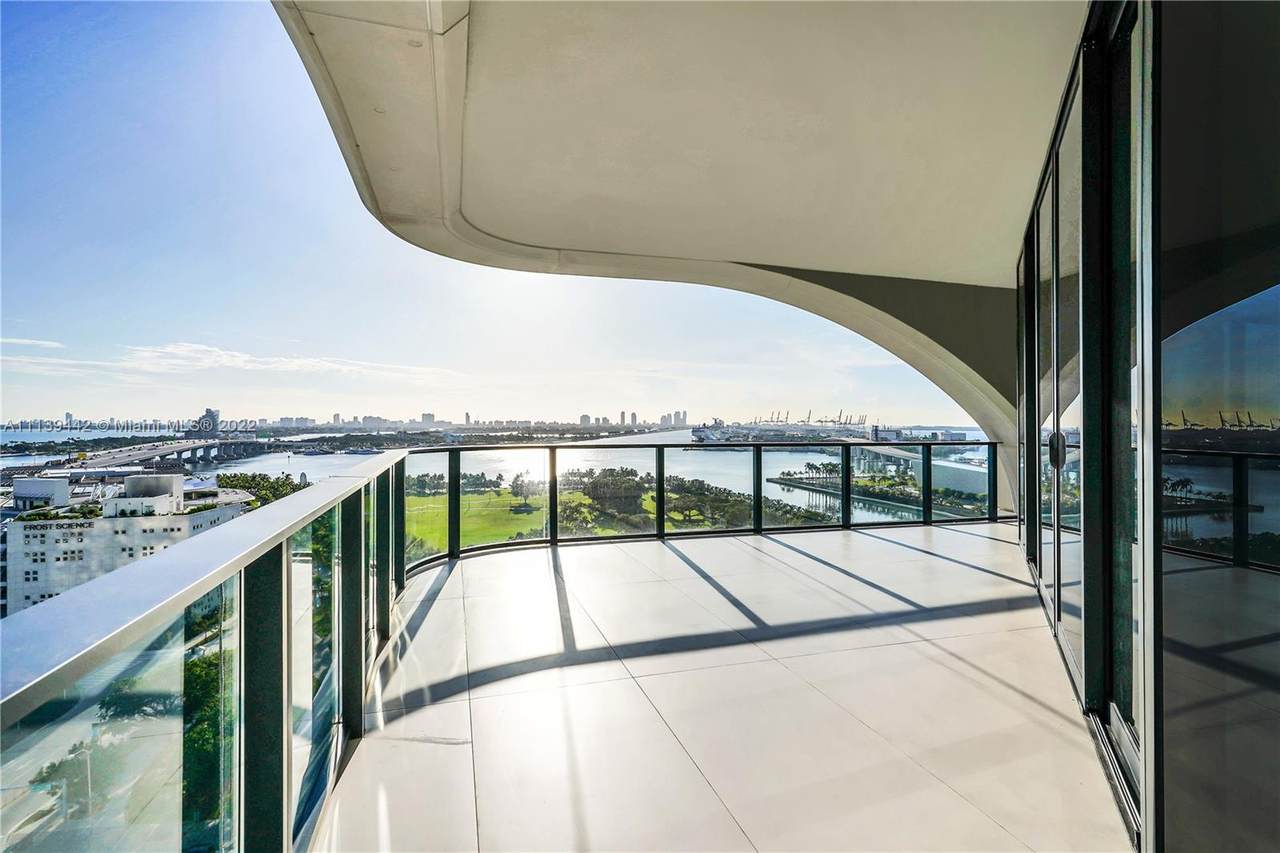 1000 Biscayne Blvd - Photo 1