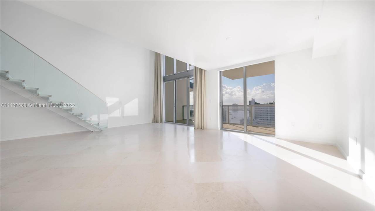 7928 East Dr - Photo 1