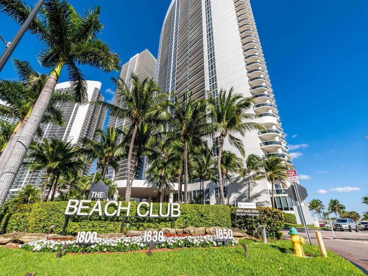 1850 Ocean Dr - Photo 1